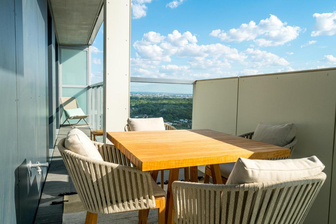 Residence, Marina Tower - Danube Aparthotel Wien