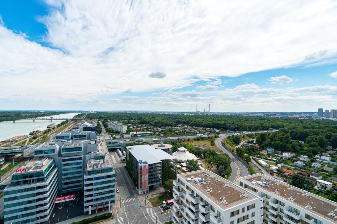 Residence, Marina Tower - Danube Aparthotel Wien